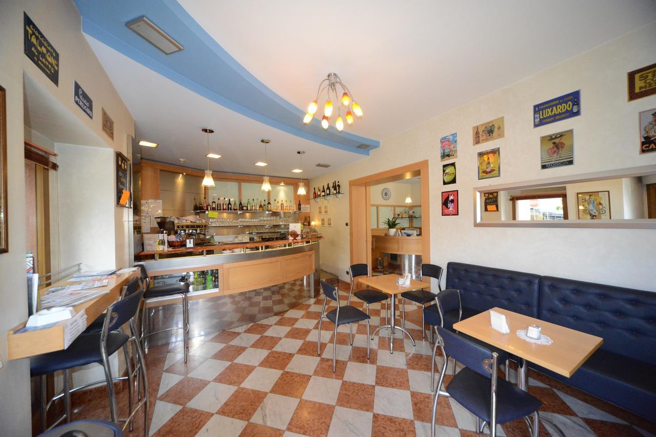 Hotel Residence Sant'Anna Bedonia Exterior photo